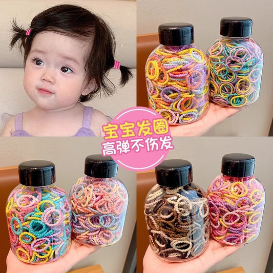 Multicoloured elastic bands