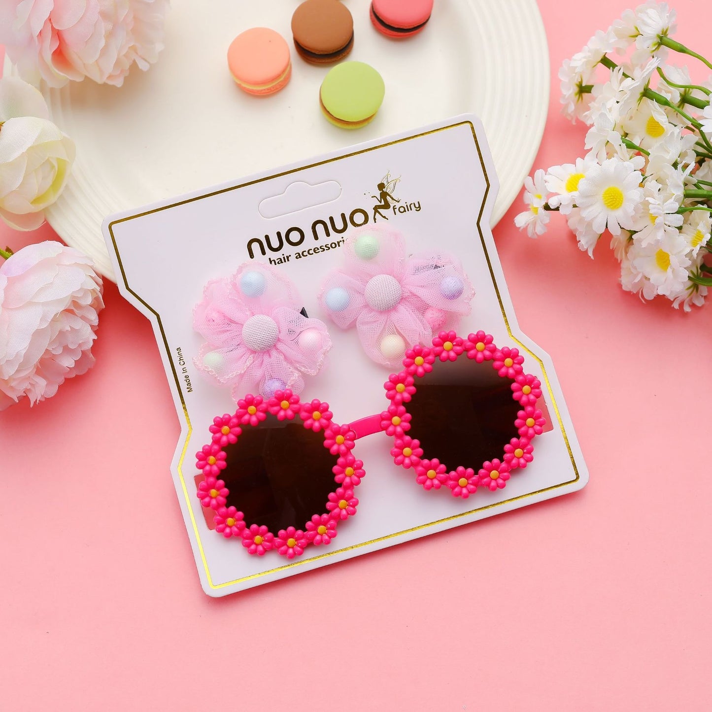 Hair clips and sunglasses