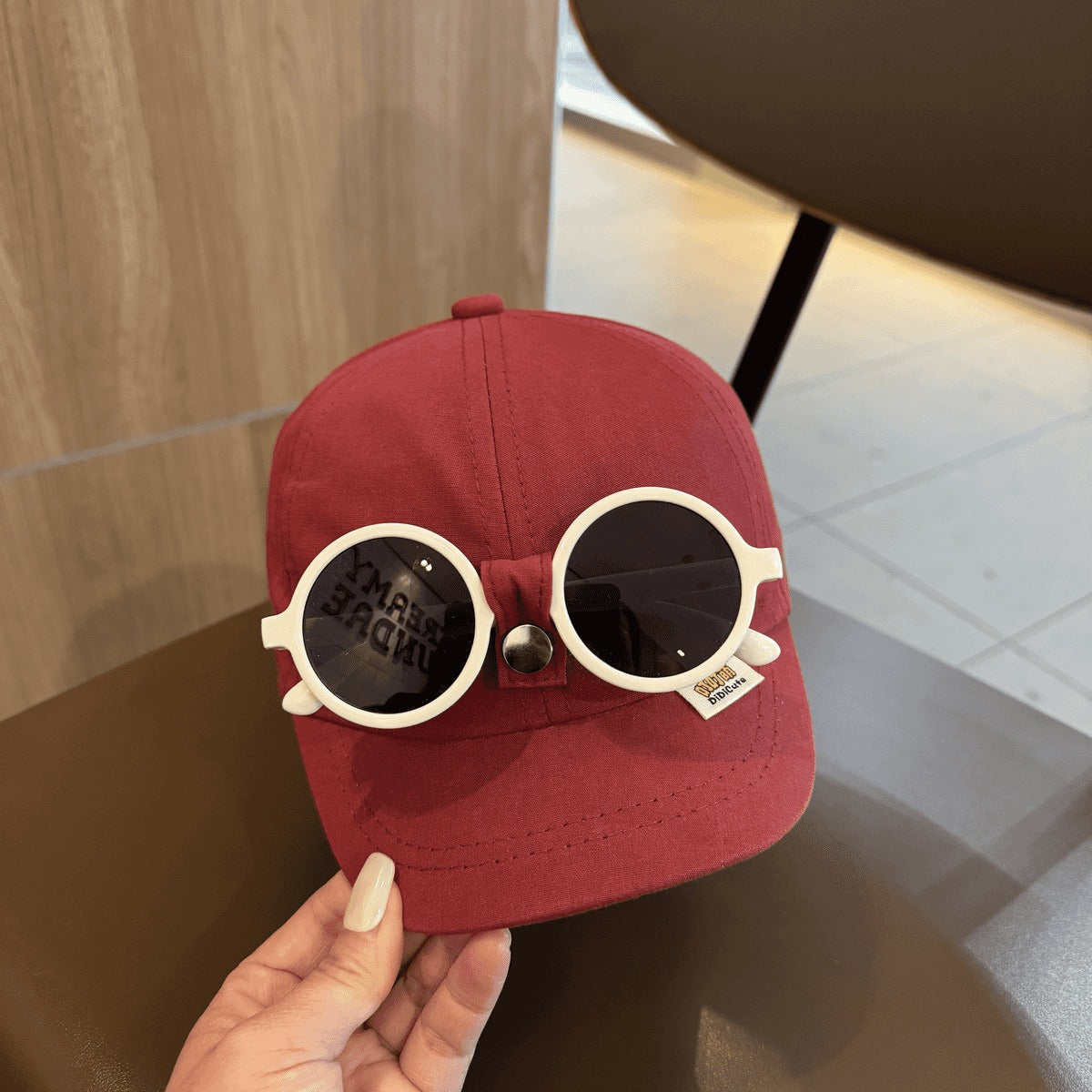 Caps +sunglasses