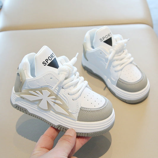 Kids sneakers