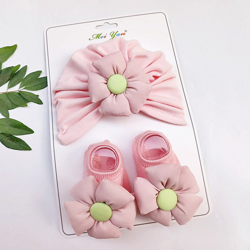 Turban that comes with socks