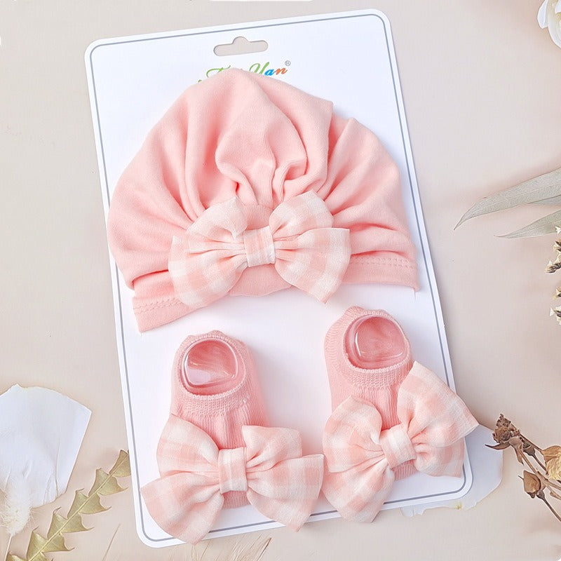 Turban that comes with socks